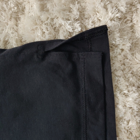 EUC Under Armour muscle tank - Picture 6 of 6